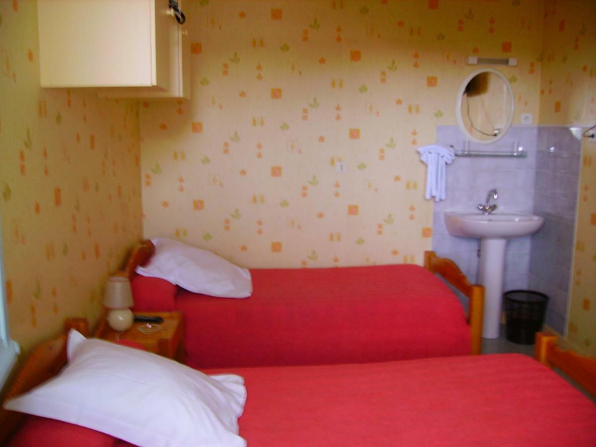 Hotel Le Breton Basse-Indre Zewnętrze zdjęcie